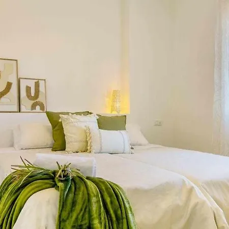 Pink Paraiso - Winter By The Sea Apartman Torrevieja