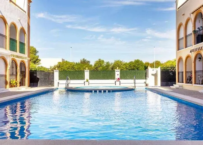 Pink Paraiso Apartment