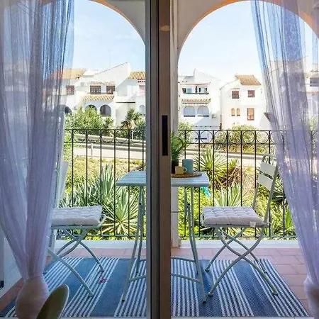 شقة Pink Paraiso - Winter By The Sea